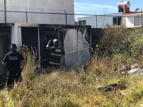 Se registró un incendio en un terreno baldío en Mayorazgo