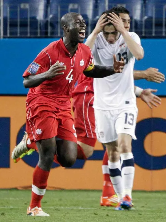 Sorprende Canadá a Estados Unidos le gana 2-0
