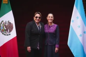 Sheinbaum recibe en Palacio Nacional a la presidenta de la República de Honduras, Xiomara Castro