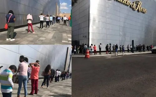 Poblanos olvidan sana distancia y abarrotan Palacio en Angelópolis