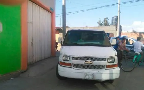 Recuperan camioneta robada en San Martín Texmelucan