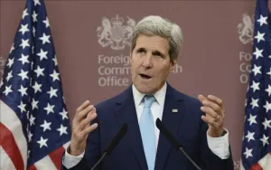 Filtraciones de Snowden arriesgaron a EEUU: John Kerry