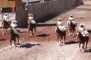 Hasta 2,500 personas se esperan en Festival de Charrería 2013