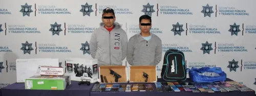 Asaltantes de Coppel causan pánico en el Barrio de Santiago
