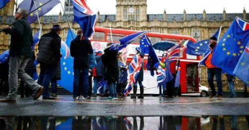 Académicos advierten que rechazar Brexit causará crisis política en RU