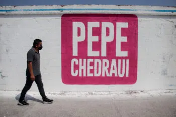 Aparecen bardas pintadas promocionado la imagen de Pepe Chedraui al sur y oriente de la ciudad