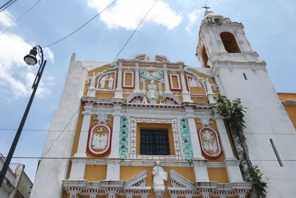 Roban 12 cuadros de arte sacro del Templo de los Gozos de María en el Centro Histórico de Puebla