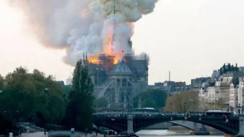 Solicitará Gali apoyo en Puebla para colaborar en restauración de Notre Dame