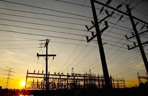 Hombre se electrocuta en Tehuacán