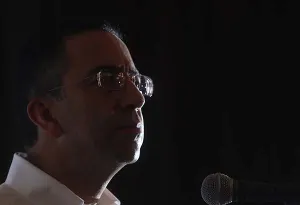 Las horas bajas de un aspirante a jefe de la oficina del nuevo gobernador