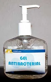 A falta de alcohol para emborracharse… gel antibacterial