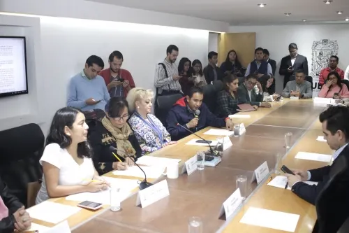 Congreso registra ocho solicitudes de destitución de alcaldes, incluida Claudia Rivera