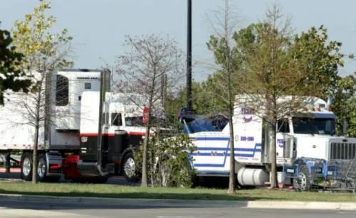 Víctimas de asfixia en tráiler de Texas pagarían 5 mil 500 dólares por cruce