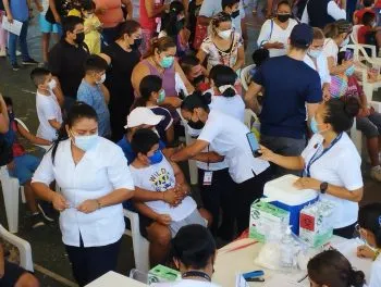 En la Sierra Nororiental, se ha aplicado 17 mil 900 dosis pediátricas en un día: Salud