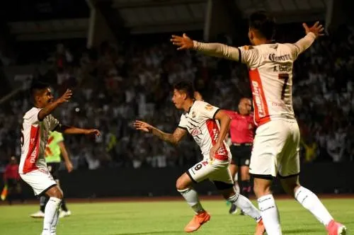 Lobos de la BUAP vencieron 2-1 a Juárez FC en la final de ida