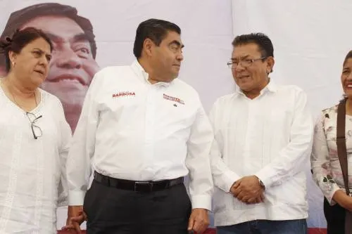 Culpa Barbosa a gobiernos anteriores de la inseguridad en Puebla