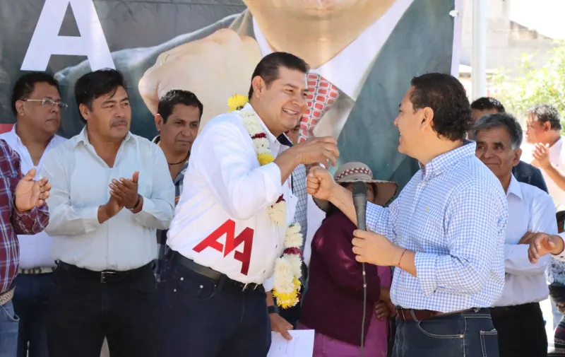 Entendemos las carencias sociales y trabajamos en la solución por amor a Puebla: Armenta