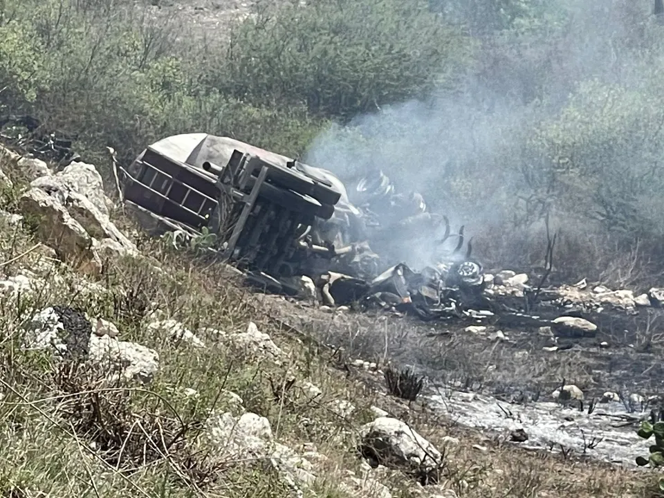 SNTE confirma fallecimiento de 9 maestros en accidente en la Cuacnopalan-Oaxaca