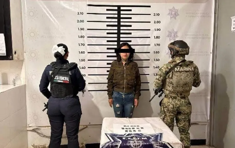 Detienen a “La Roxana” tras riña en San Martín Texmelucan; le hallan presunto cristal