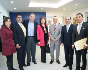 Diputados se reúnen con Víctor Carrancá en la FGE