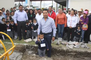Trabajamos por los niños y las niñas de Quecholac: Néstor Camarillo