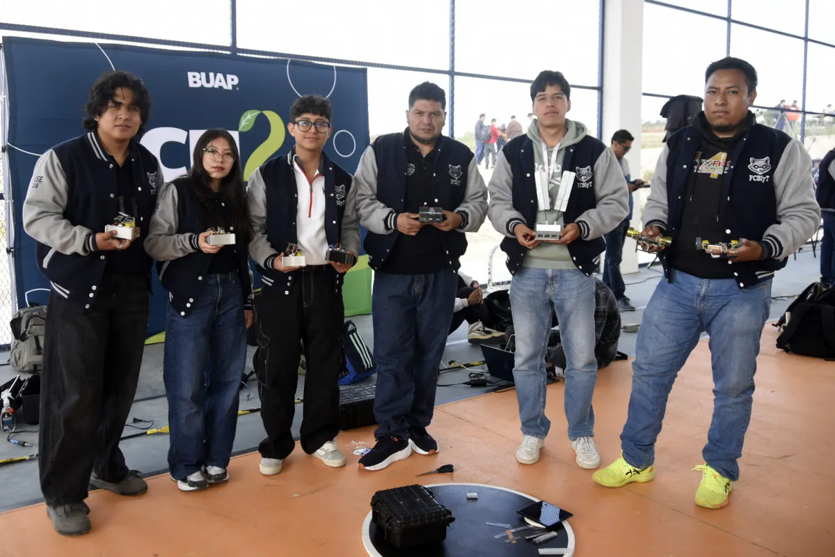 Inaugura la rectora Lilia Cedillo el torneo de robótica “Guerra de Dioses 2025”