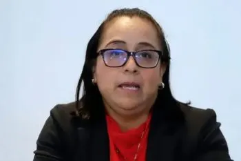 Destituyen a líder sindical del ISSSTEP; nombran a Norma Galmichis como secretaria general sustituta