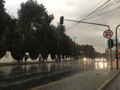 Video: Cae primera granizada de 2018 en CDMX; provoca inundaciones