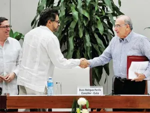 Logran nuevo acuerdo de paz para Colombia