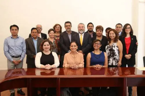 Dinorah López de Gali brinda oportunidades de educación a adolescentes centroamericanos
