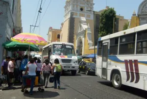 Reubicarán al transporte público del CH