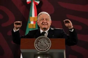 “No tienen dignidad” AMLO arremete contra ministros sobre rechazo de eliminar fideicomisos 