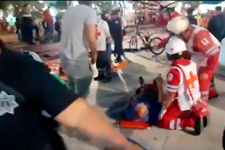Caida Grada Desfile Navidad Oaxaca