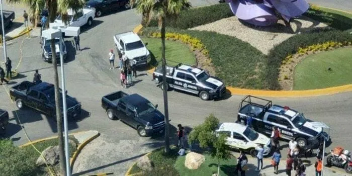 Se registra balacera frente al centro comercial Andares