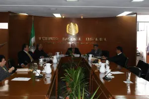 Nuevo presidente INE se compromete a garantizar equidad en comicios