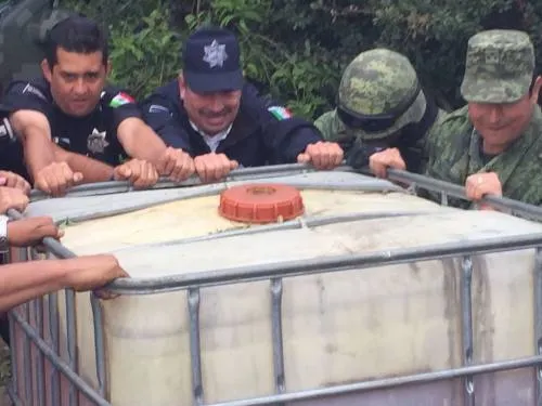 PF y Ejército decomisaron 34 unidades hurtadas por huachicoleros en Esperanza