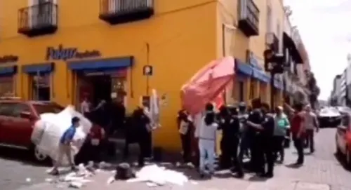 En desalojo, agreden a niño  de 8 años