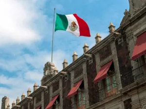 INEGI reporta alza del PIB en 1.56 por ciento