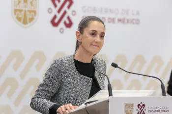 Claves Poblanas: Sheinbaum en el barroco, Mier en su Chichiquila Mental