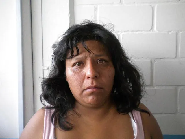 Aseguran a pareja por robo a casa habitación