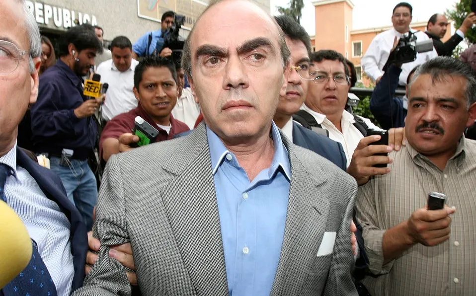 Niegan amparo a Kamel Nacif contra orden de aprehensión