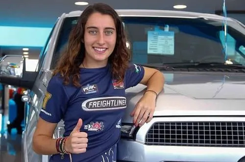 MaJo Rodríguez prepara terreno para la Nascar en Puebla