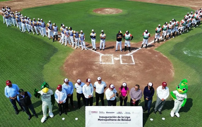 armenta-inauguracion-liga-metropolitana-beisbol-aa