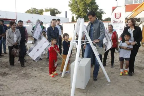 Inicia construcción del parque de la familia en San Pedro Cholula