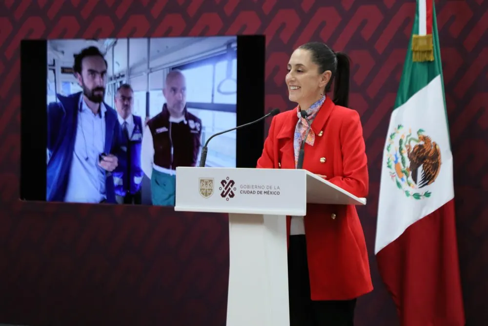 Confirma Claudia Sheinbaum que tarifa de trolebús elevado será de 7 pesos