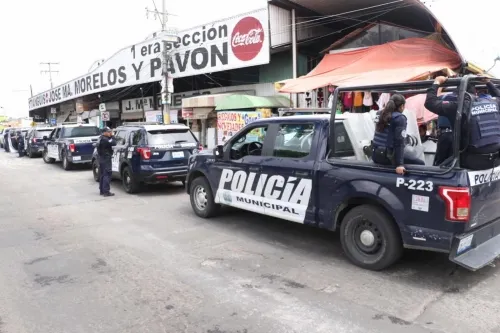 VIDEO: Fuerte operativo en el mercado Morelos