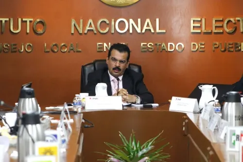 Viable que nuevos alcaldes rindan protesta un mes después que Barbosa