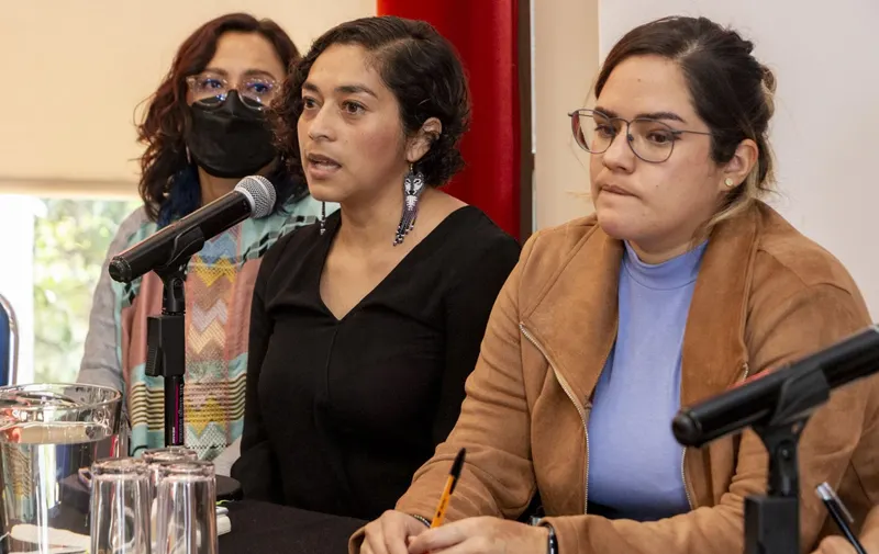 Panel con periodistas Ibero Puebla