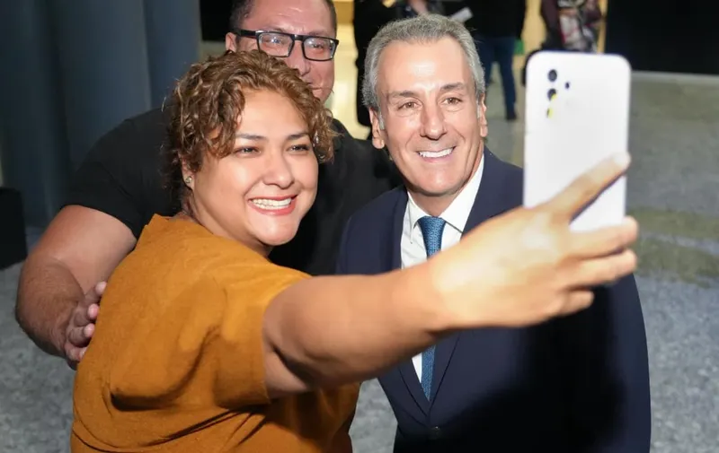 ayto-pue-elisa-carrillo-y-amigos