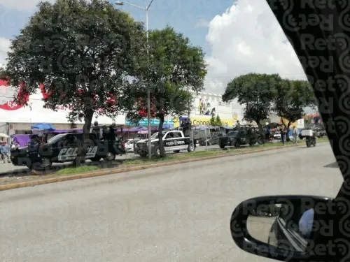 En operativo frente a La Fayuca decomisan equipo táctico que era vendido en vía pública
